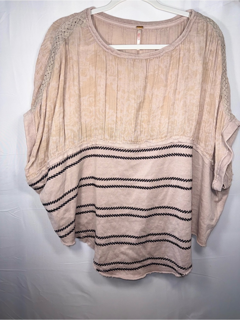Free People Women Light Blush/Beige Striped Boho Flowy Oversized top size Small